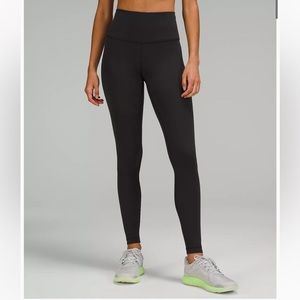 flattering new black lululemon leggings!